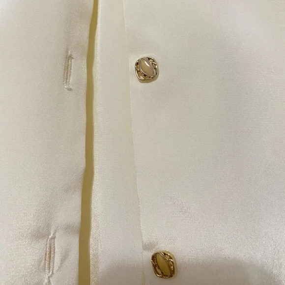 Vintage - Cream Ruffle Collar Blouse - Picture 6 of 6